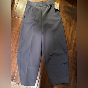 Women’s Nike Dri-Fit Training Pants High Rise Ankle Length NWT